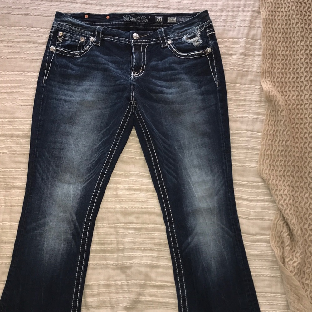 Miss Me Jeans- slightly distressed